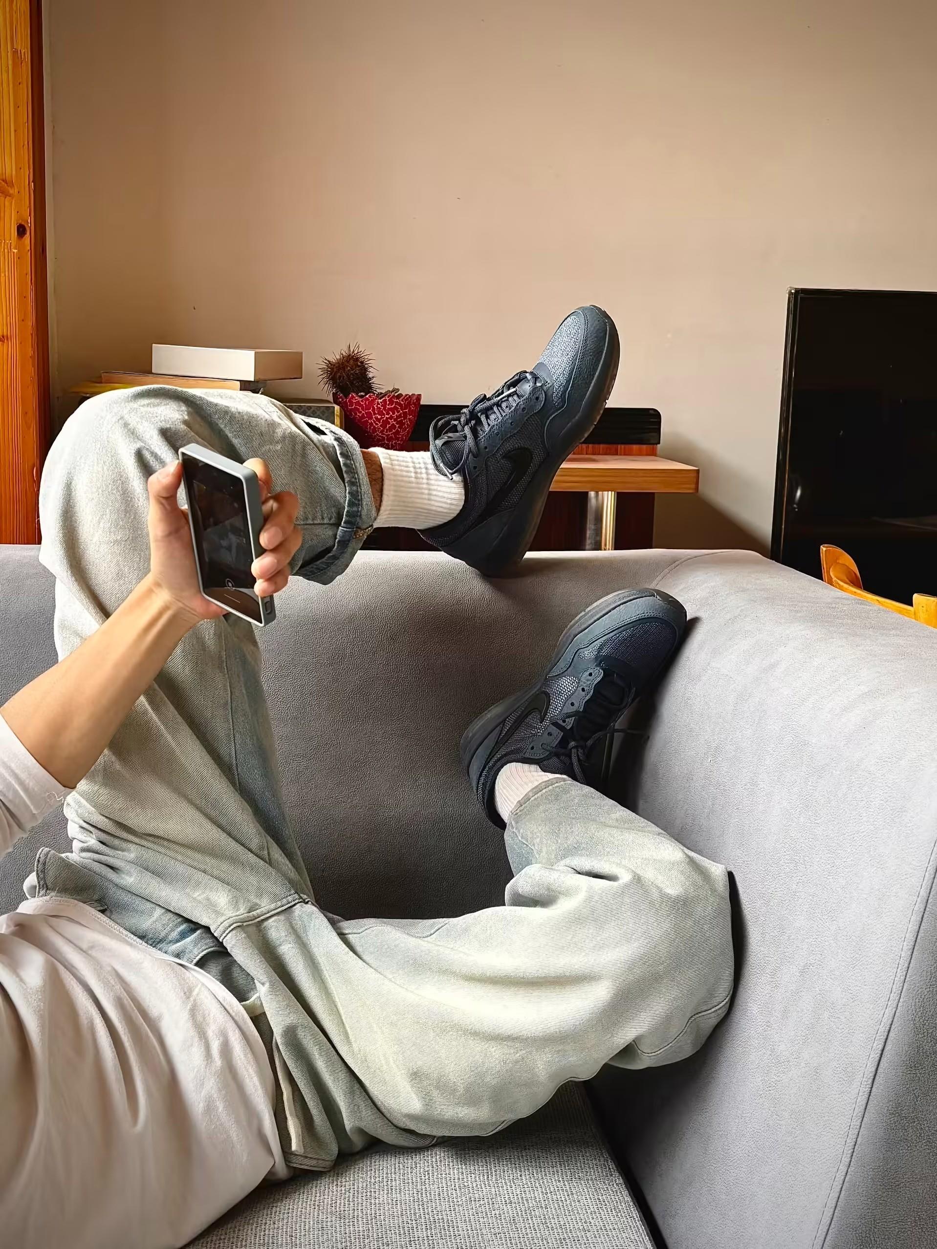 不知道穿啥时,我永远会抓起这双Nike PS 8蓝色板鞋❗️太省心了(◍•ᴗ•◍)